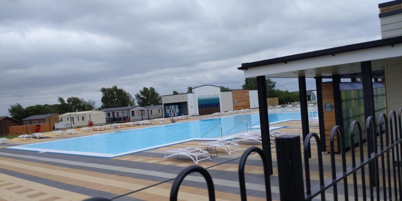 P&D'S Pearl Caravan At Tattershall Lakes Country Park Hotel Luaran gambar