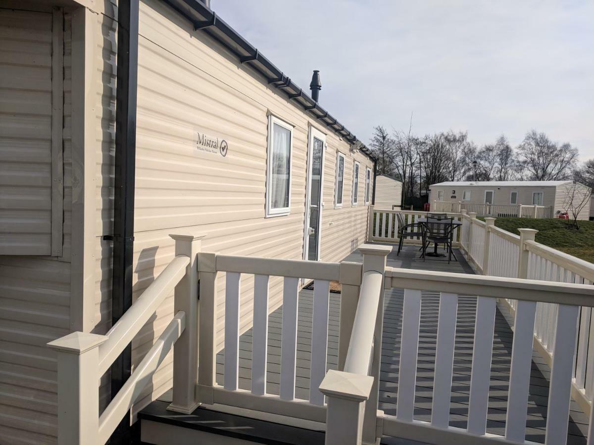 P&D'S Pearl Caravan At Tattershall Lakes Country Park Hotel Luaran gambar
